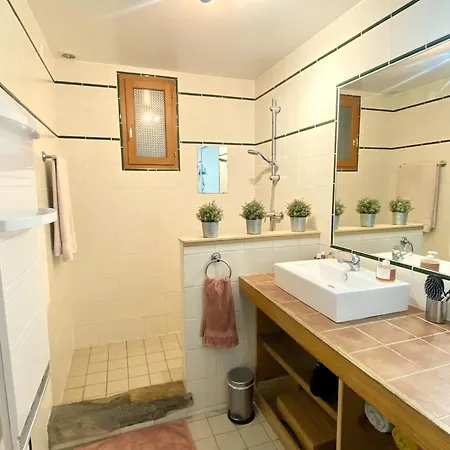 De L'aspe 135m2, 6p, 3ch Avec Piscine Privative, Jardin Ombrage Clos Saint-Maurice-dʼIbie