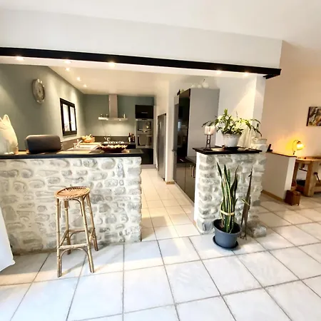 De L'aspe 135m2, 6p, 3ch Avec Piscine Privative, Jardin Ombrage Clos Holiday home Saint-Maurice-d'Ibie
