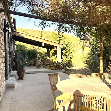 De L'aspe 135m2, 6p, 3ch Avec Piscine Privative, Jardin Ombrage Clos Holiday home Saint-Maurice-d'Ibie