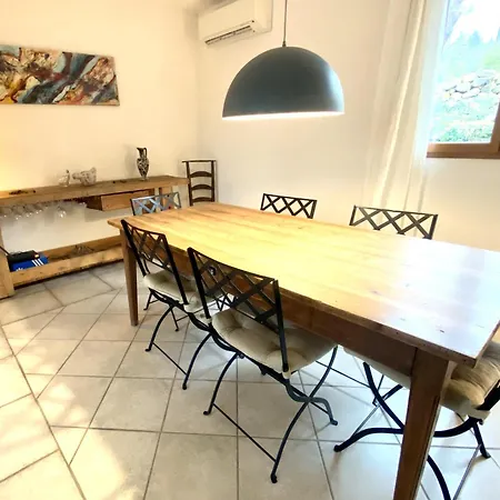 De L'aspe 135m2, 6p, 3ch Avec Piscine Privative, Jardin Ombrage Clos Holiday home Saint-Maurice-d'Ibie